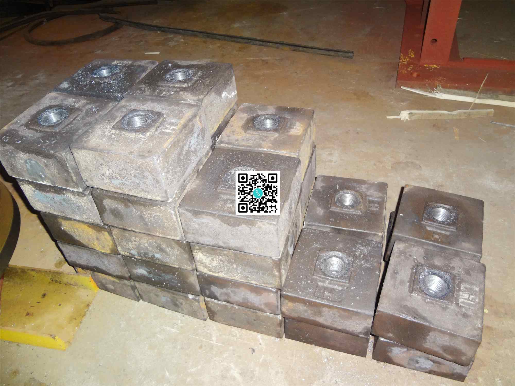 細(xì)碎機錘頭的配重和裝配方法